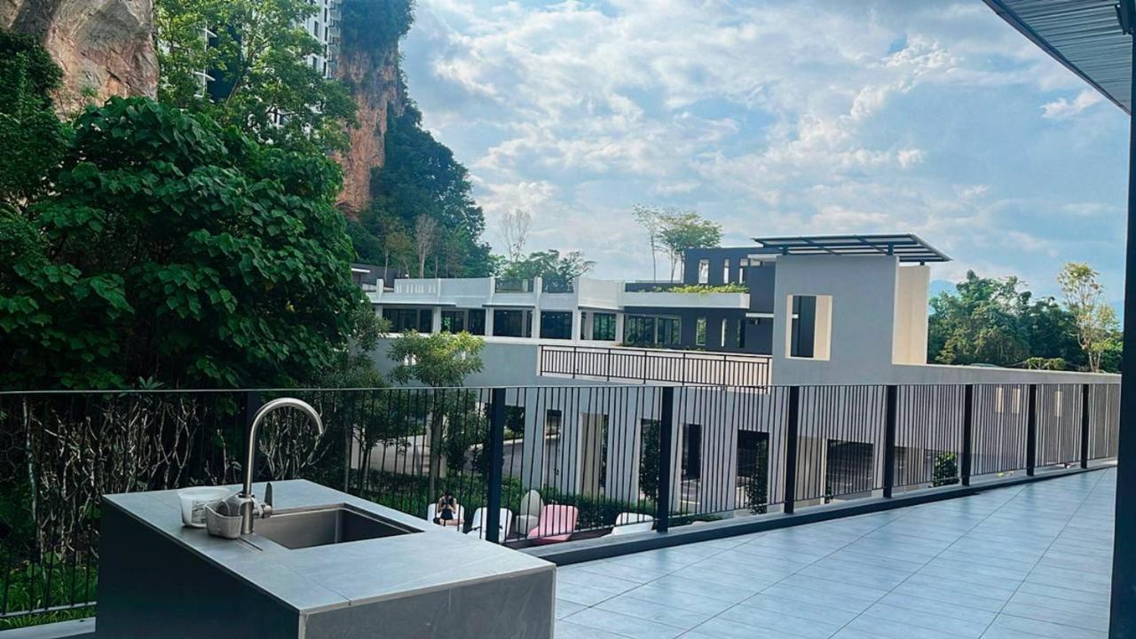 Ipoh Cove Hillside By Ghs Apartment Exterior photo
